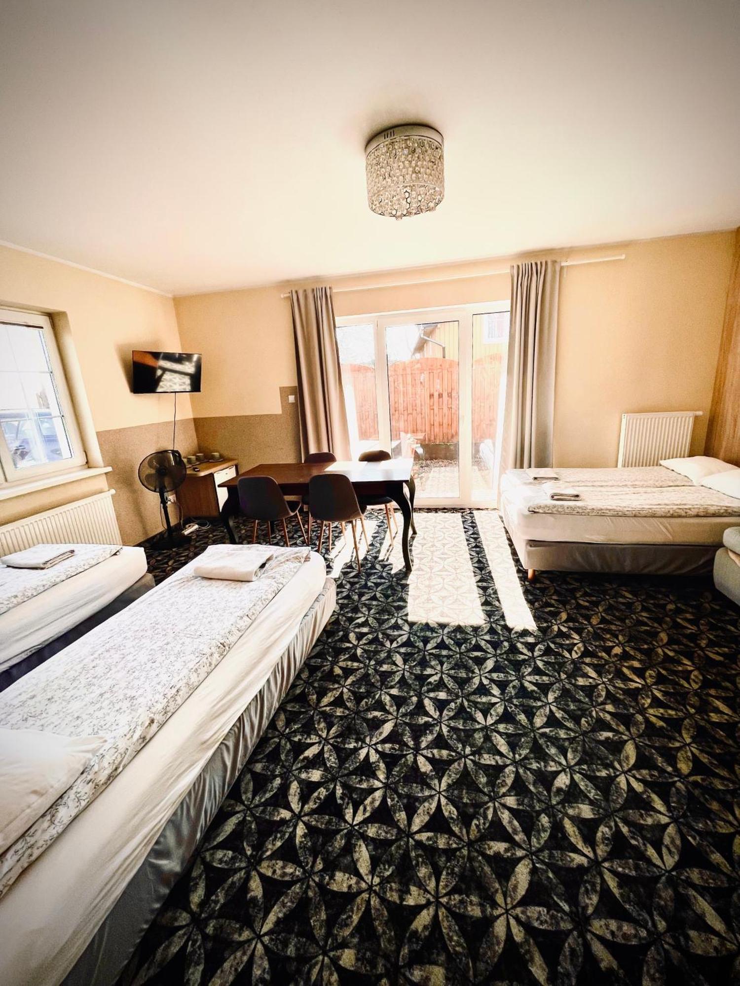 B&B Vis A Vis Zamku 말보르크 외부 사진